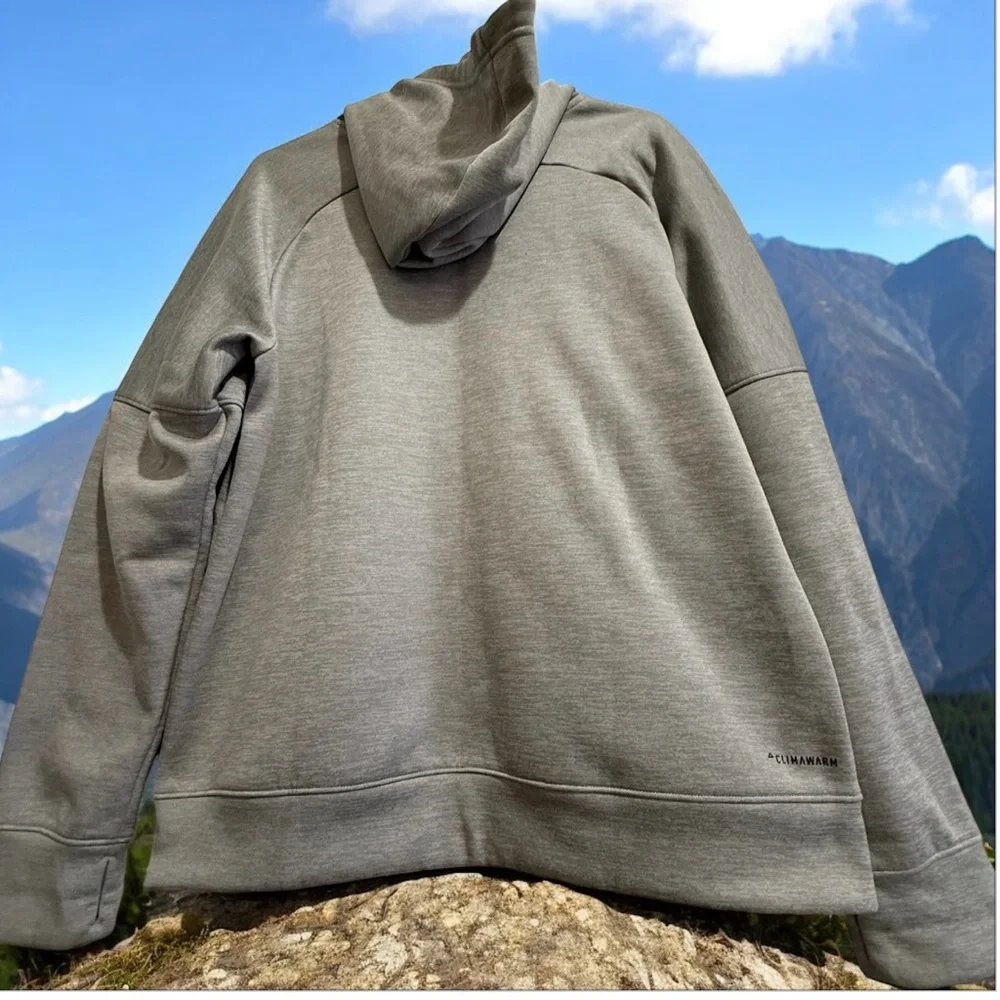ADIDAS men's grey sweater size XL